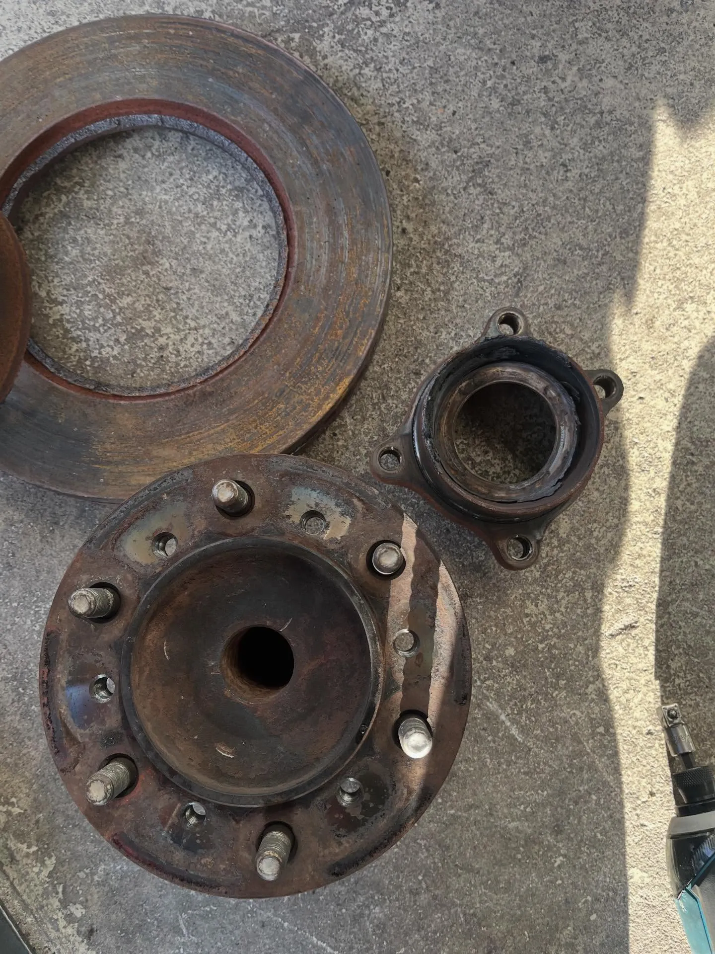 松本ガレージです。