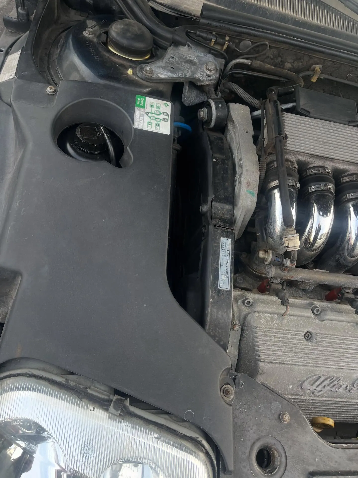 アルファロメオ916GTVのファンベルト、テンショナー、アイ...