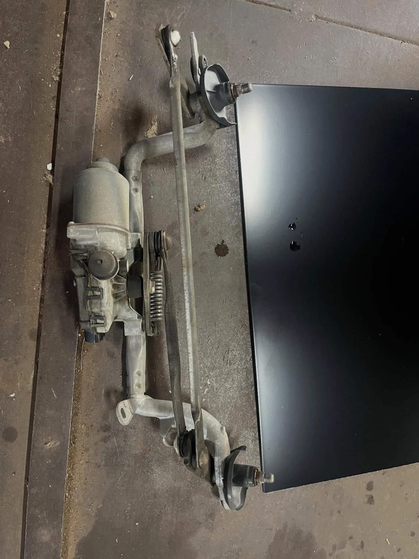 30プリウス ワイパーモーター交換🔧